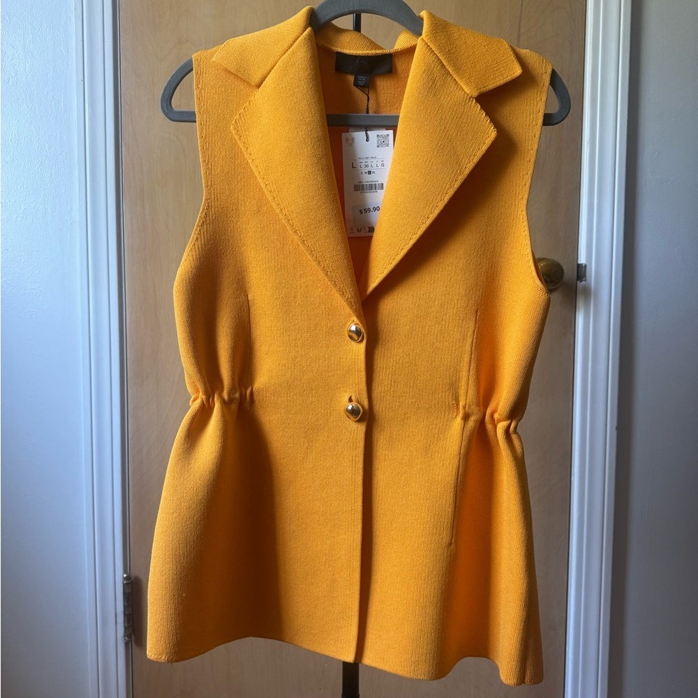 Women's Sleeveless Marigold Jacket